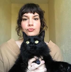 Meet your Posher, Sydnie